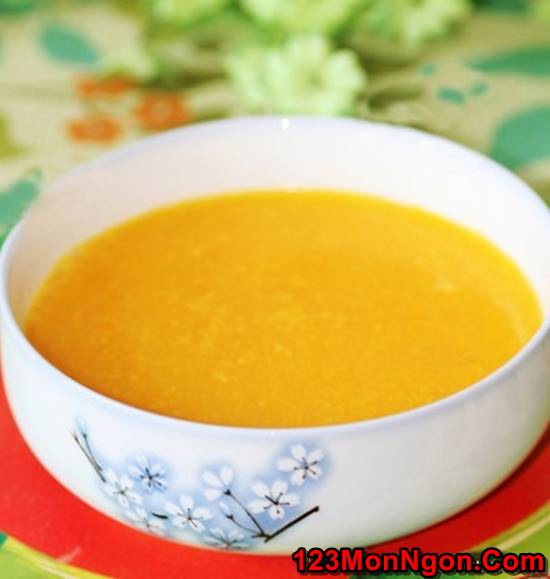 Cách làm súp ngô bí đỏ nóng hổi thơm ngon hấp dẫn cho cả nhà thưởng thức ngày đông