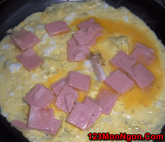 Cách làm món trứng cuộn nấm phô mai thịt xông khói mới lạ đẹp mắt quá ngon miệng phần 7