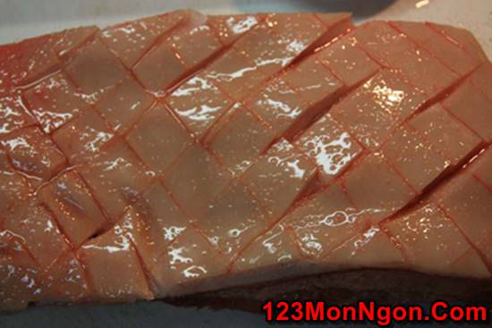 Cách làm thịt lợn quay chín giòn ngon đẹp mắt tại nhà bằng lò vi sóng phần 5