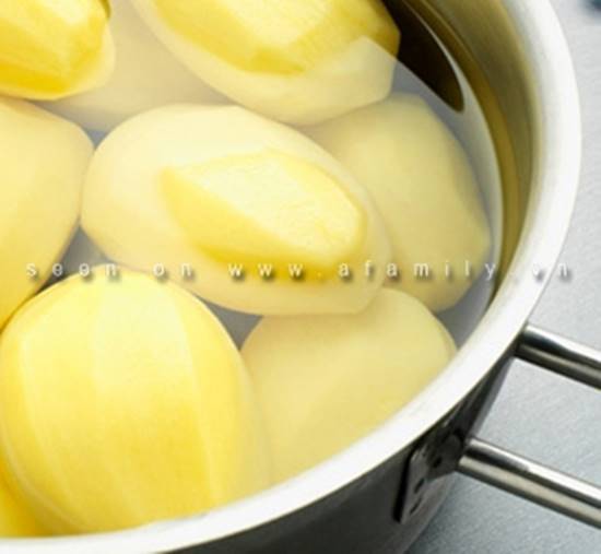 Cách làm món khoai tây nhân thịt nướng thơm ngon dẻo bùi cho các bé phần 3