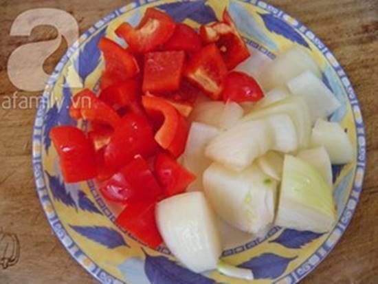 Cách làm món hải sản xào chua ngọt thơm ngon giản đơn cho bữa ăn tối phần 4