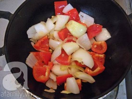 Cách làm món hải sản xào chua ngọt thơm ngon giản đơn cho bữa ăn tối phần 7