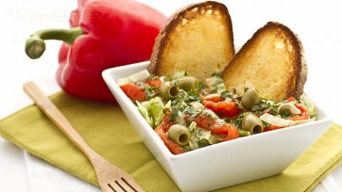 Cách làm món salad cần tây ớt chuông giản đơn thơm ngon giúp giảm cân hiệu quả 123monngon: Món ngon mỗi ngày - Mẹo vặt nội trợ - Địa điểm ăn uống