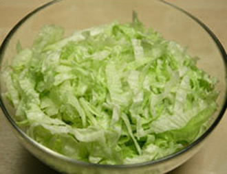 Cách làm món salad cần tây ớt chuông giản đơn thơm ngon giúp giảm cân hiệu quả phần 4