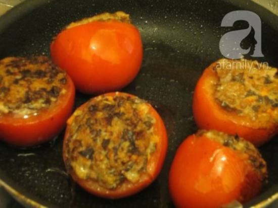 Cách làm cà chua nhồi thịt giản đơn mà thơm ngon cho bữa ăn ấm cúng phần 11