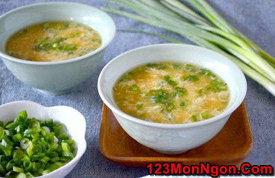 Cách nấu món súp trứng nóng hổi thơm lừng quá ngon cho ngày đông lạnh phần 9