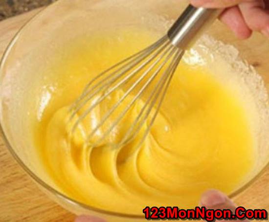 Cách làm bánh kem thơm béo quá ngon giản đơn bằng nồi cơm điện phần 4