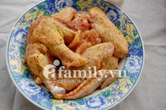Cách làm món cánh gà chiên giòn sốt cà chua đậm đà thơm ngon cho cả nhà thưởng thức phần 3