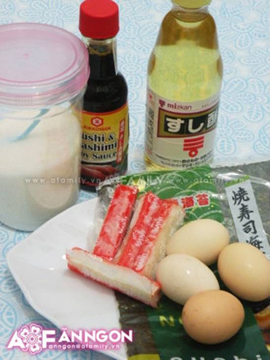 Cách làm món cơm cuộn trứng với thanh cua thơm ngon đổi vị cho bữa ăn đầu tuần phần 2