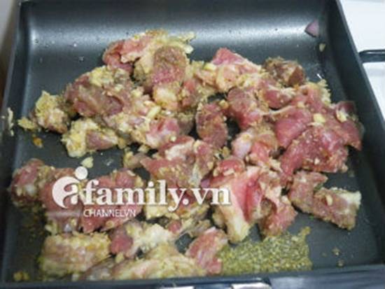 Cách làm món thịt heo xào mắm ruốc đậm đà thơm ngon cho bữa cơm ngày đông phần 7