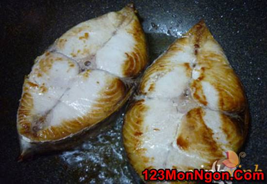 Cách làm món cá thu om nước dừa thơm ngọt đậm đà ngon cơm phần 6
