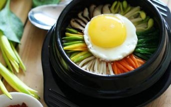 Cách làm món cơm trộn Hàn Quốc mới lạ thơm ngon bổ dưỡng đổi vị cuối tuần