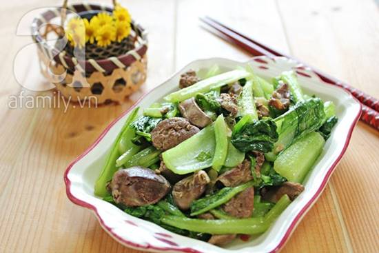 Cách làm thịt bò xào rau cải đậm nét Việt