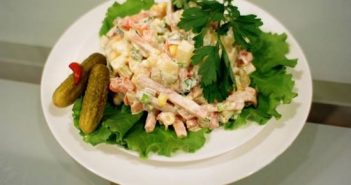 Cách làm món salad Nga vị dứa thơm ngon hấp dẫn ăn là ghiền
