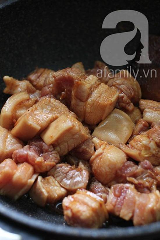 Cách làm món thịt kho củ sen mới lạ mà thơm ngon đậm đà ăn là ghiền phần 5