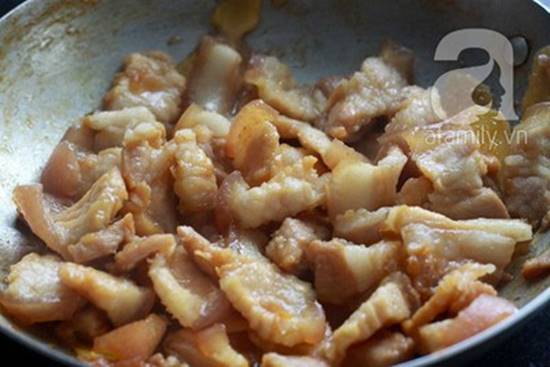 Cách nấu thịt kho dứa mềm thơm hấp dẫn đậm đà ngon cơm phần 12