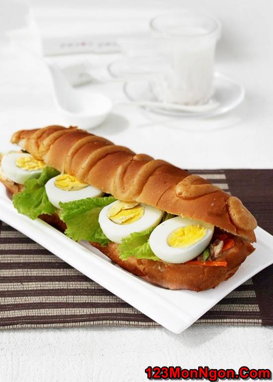 Cách làm món bánh mì trứng kiểu mới thơm ngon hấp dẫn đổi vị bữa sáng phần 1