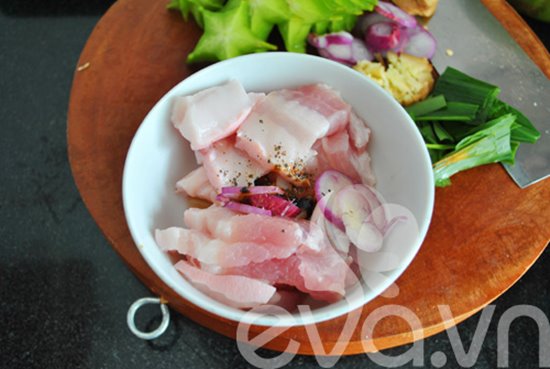 Cách làm món cá rô kho khế mang hương vị truyền thống thơm ngon đậm đà phần 3