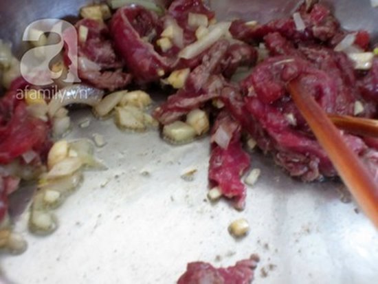 Cách làm món thịt bò xào cần thơm lừng hấp dẫn cực ngon phần 9