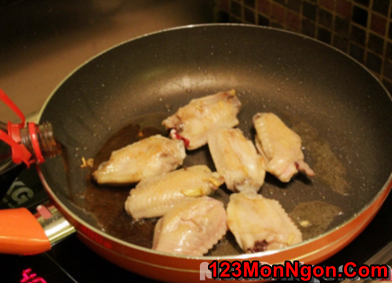 Cách làm món cánh gà om coca đậm đà thơm ngon đãi cả nhà ngày lạnh phần 2